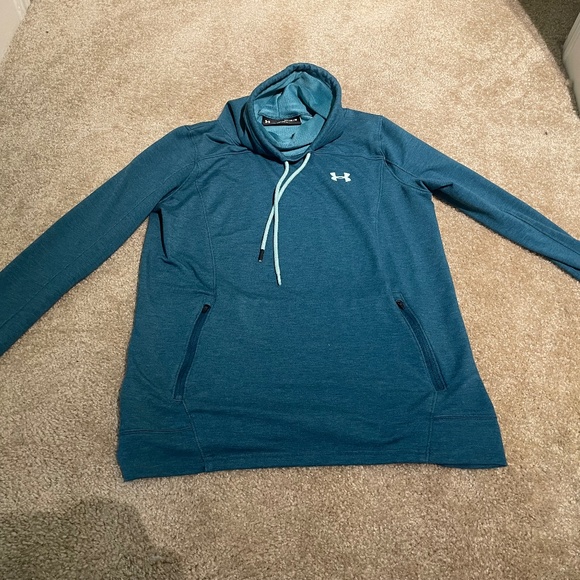 Under Armour Pullover Shirt - Picture 1 of 4